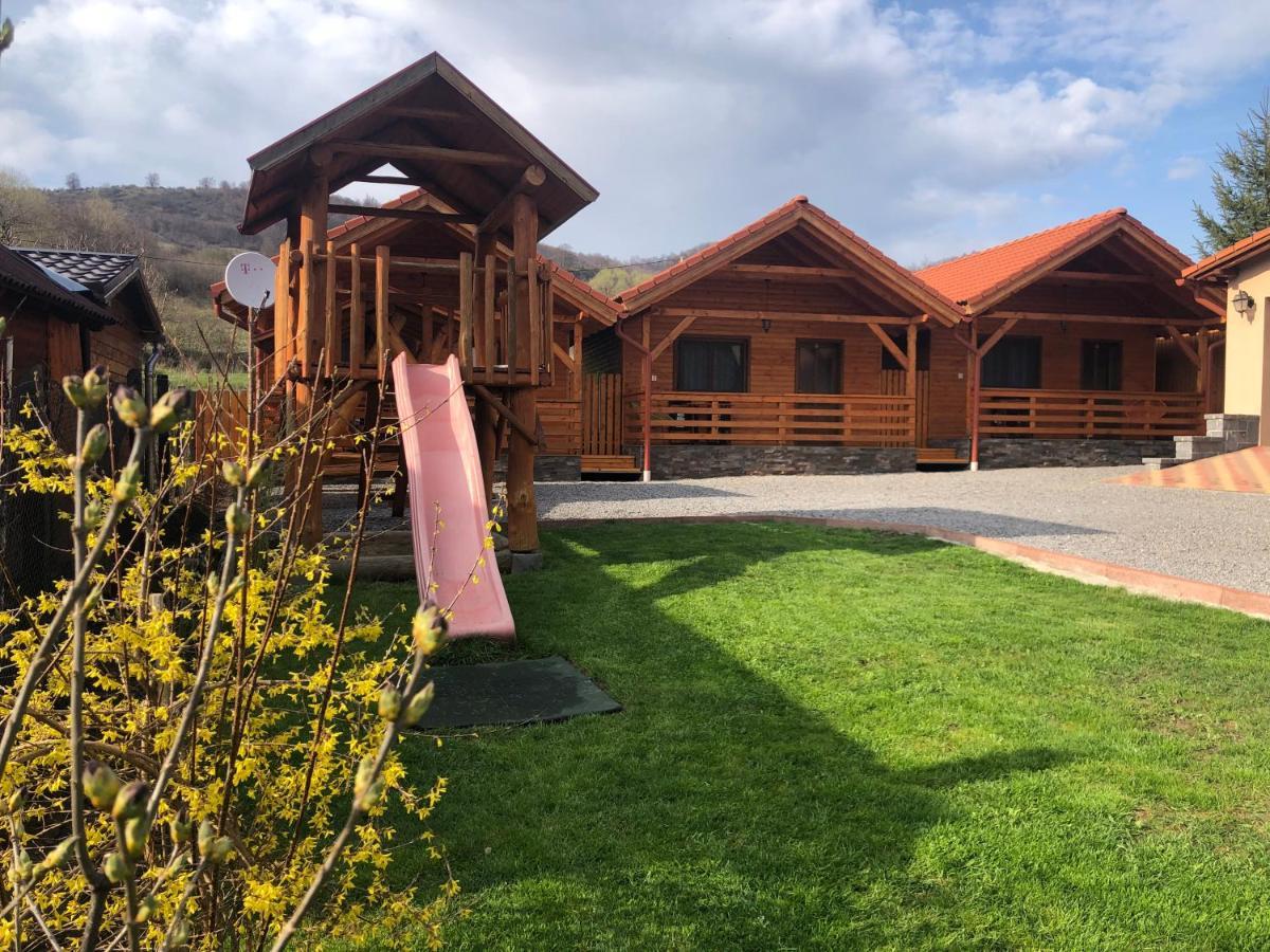 פרייד Riverside Woodhouses מראה חיצוני תמונה